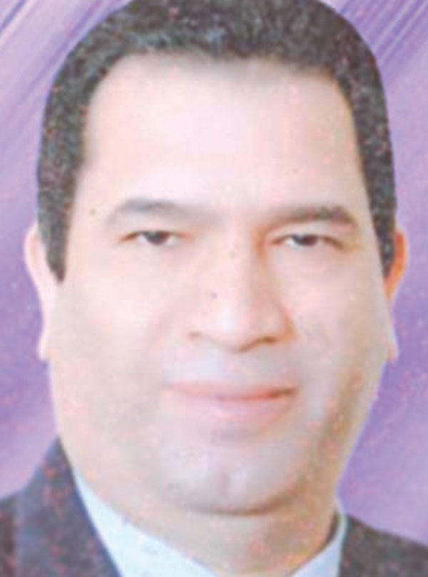 أحمد إبراهيم 